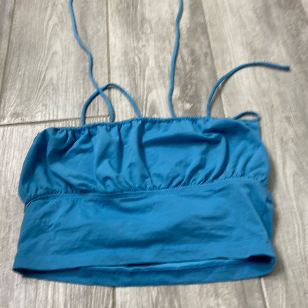 Princess Polly strappy crop top excellent condition.